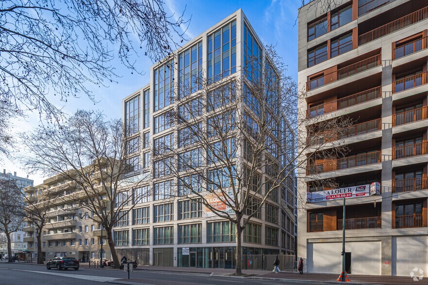 151 Boulevard Victor Hugo, Clichy to rent - Building Photo - Image 2 of 2