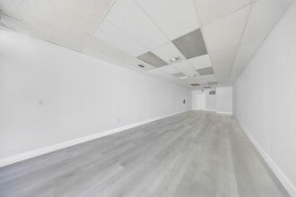 752-776 W Flagler St, Miami, FL to rent Building Photo- Image 1 of 10