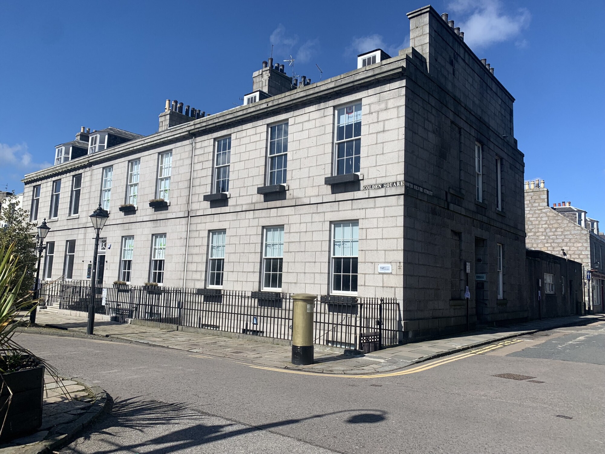 13 Golden Sq, Aberdeen to rent Building Photo- Image 1 of 2