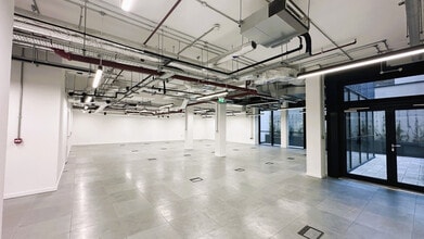 314-320 Grays Inn Rd, London to rent Interior Photo- Image 1 of 9