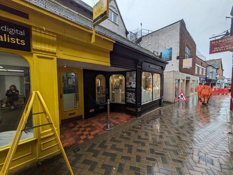 5 Swan Ln, Guildford to rent - Building Photo - Image 2 of 3