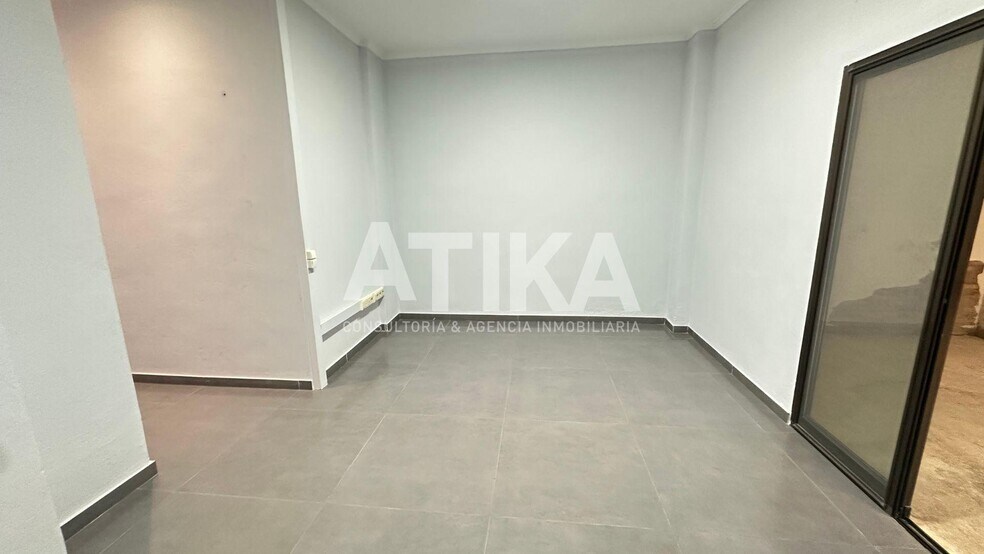 Retail in Ontinyent, Valencia to rent - Interior Photo - Image 3 of 5