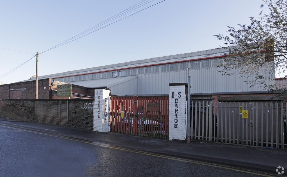 Downing St, Smethwick to rent - Building Photo - Image 3 of 3