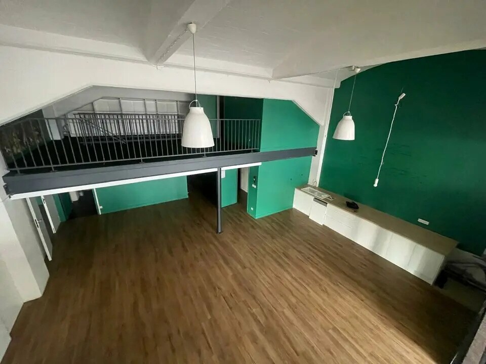 Office in Bordeaux to rent Building Photo- Image 1 of 13