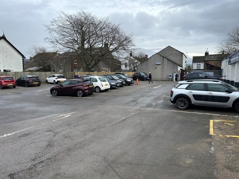 Main St, Egremont to rent - Building Photo - Image 2 of 3