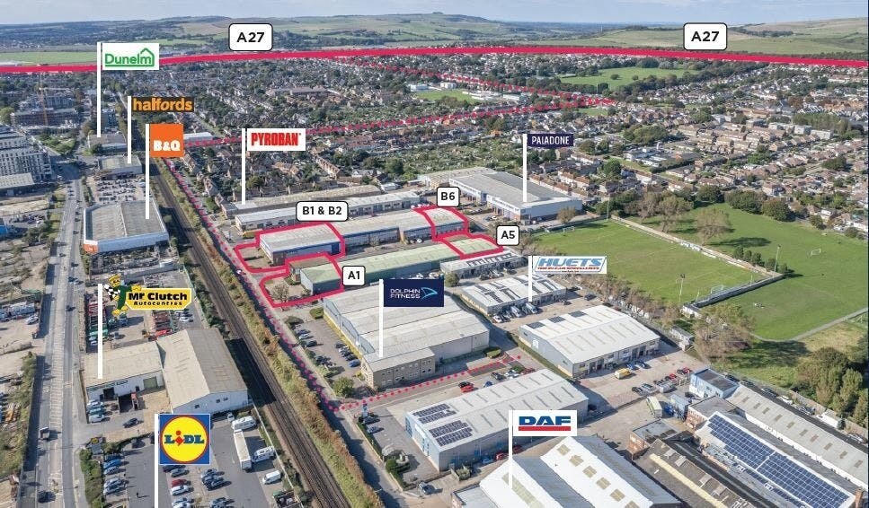 Dolphin Way, Shoreham By Sea to rent - Building Photo - Image 3 of 11