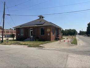 701 E Broadway St, Gainesville, TX for sale Building Photo- Image 1 of 1