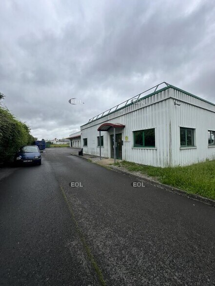 Industrial in Mitry-Mory to rent - Building Photo - Image 3 of 4
