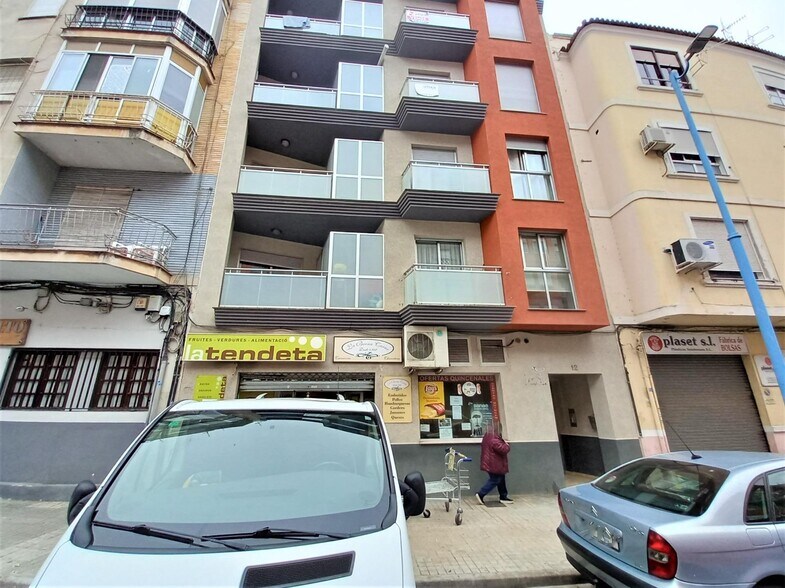Carrer Cosmógrafo Ramírez, 12, Xàtiva, Valencia for sale - Building Photo - Image 2 of 15