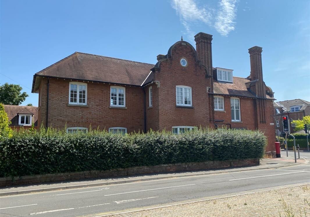Salisbury Rd, Blandford Forum to rent Primary Photo- Image 1 of 11