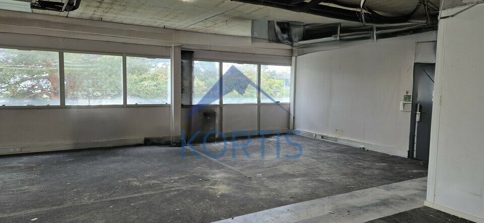 11 Rue Edison, Bron to rent - Interior Photo - Image 2 of 4