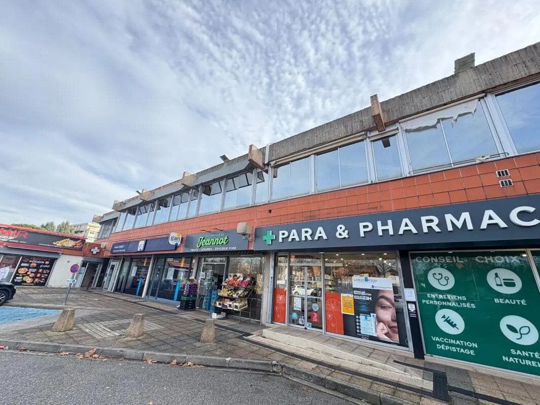 Office in Toulouse for sale Building Photo- Image 1 of 18