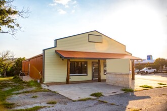 1241 Junction Hwy 27, Kerrville, TX for sale Primary Photo- Image 1 of 1