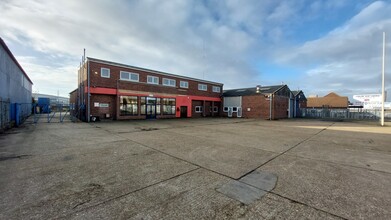 184-184A New Rd, Rainham for sale Building Photo- Image 1 of 5