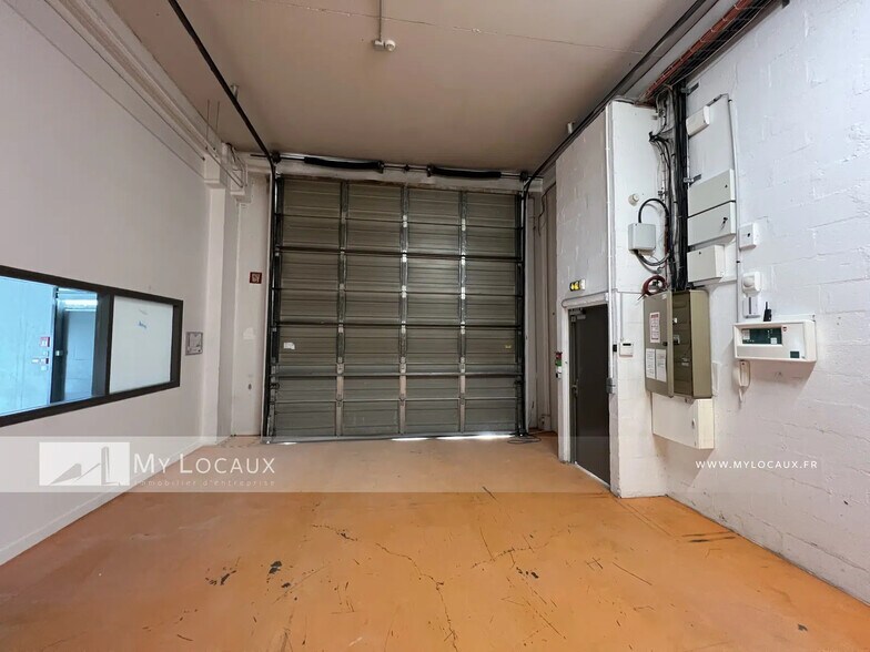 86 Avenue Louis Roche, Gennevilliers to rent - Interior Photo - Image 2 of 6