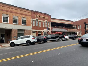 16 N Trade St, Tryon, NC for sale Primary Photo- Image 1 of 57