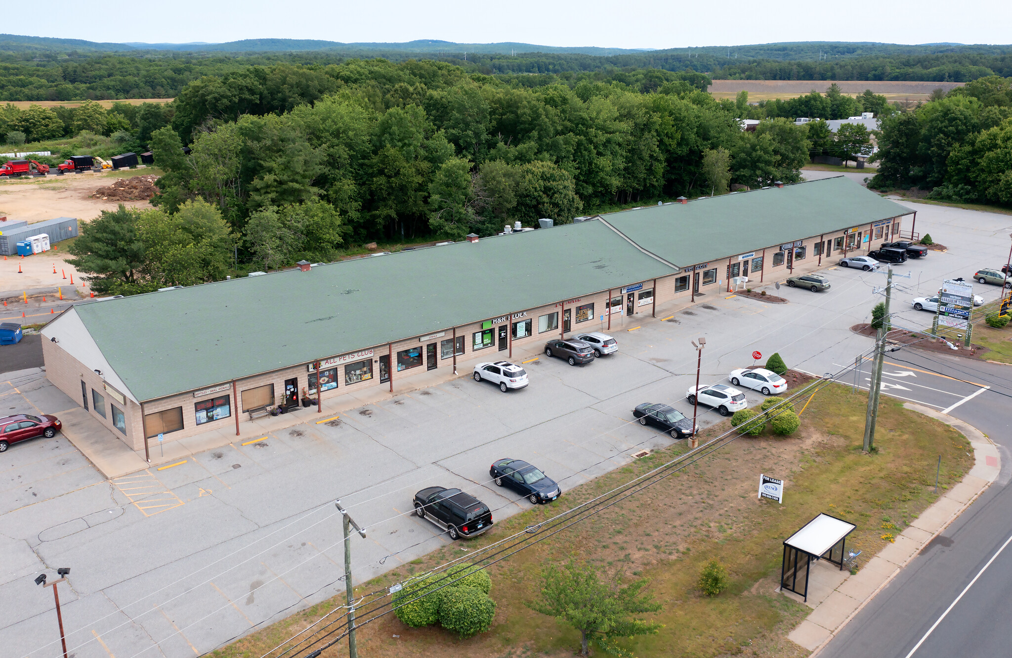 351-361 Boston Post Rd, North Windham, CT for rent Building Photo- Image 1 of 4