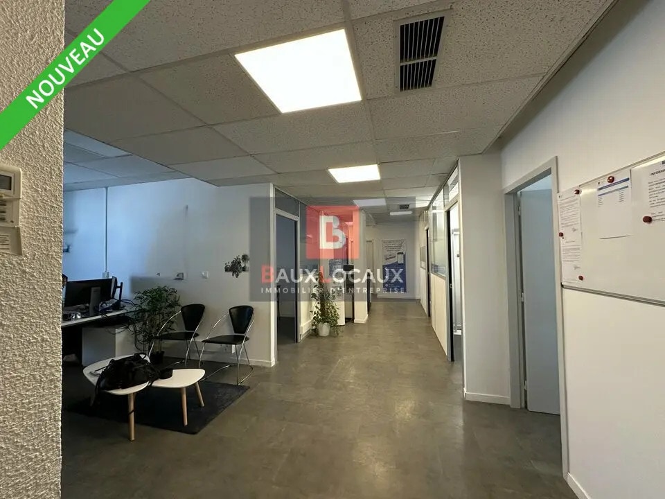 Vente Bureaux 148 m² - Photo 1