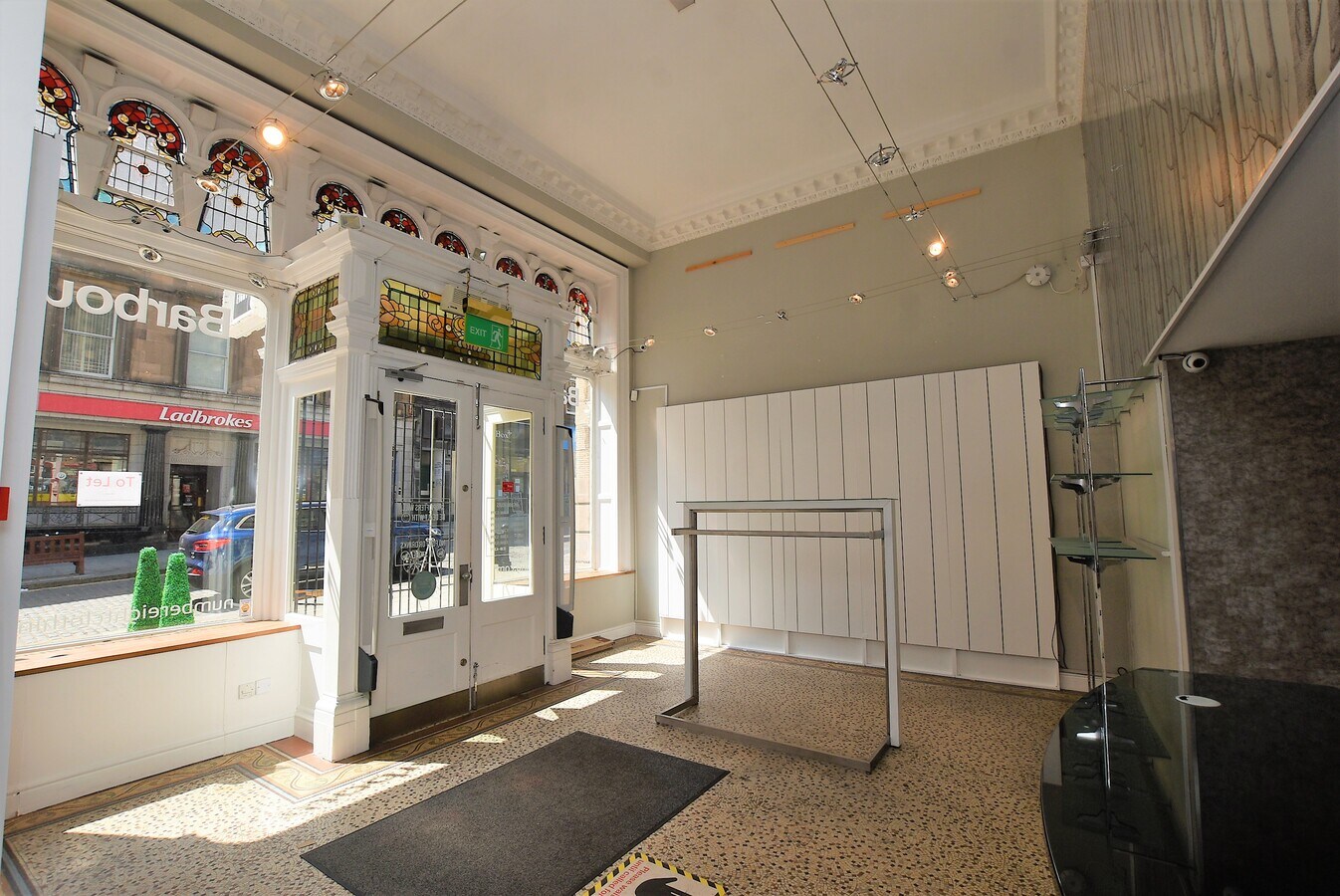 8 King St, Stirling FK8 1AY UK 8 King St, Stirling FK8 1AY UK
