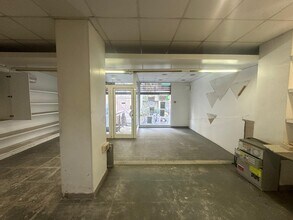 Retail in Sant Cugat del Vallès, Barcelona to rent Interior Photo- Image 1 of 7