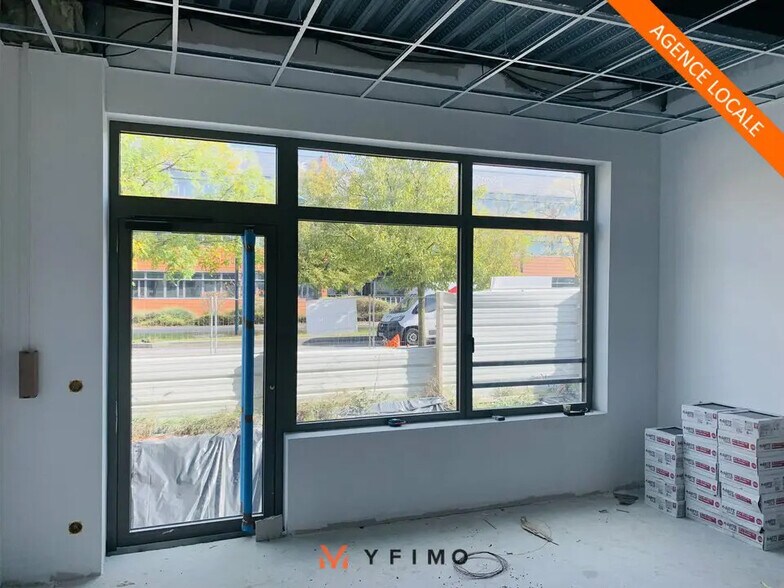 Light Industrial in Gennevilliers to rent - Interior Photo - Image 2 of 5