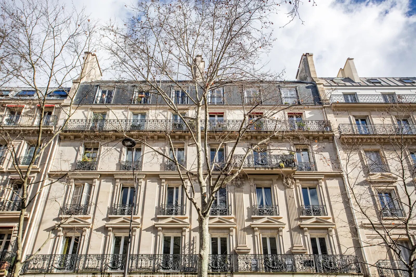 Build-to-Rent in Paris for sale Building Photo- Image 1 of 4
