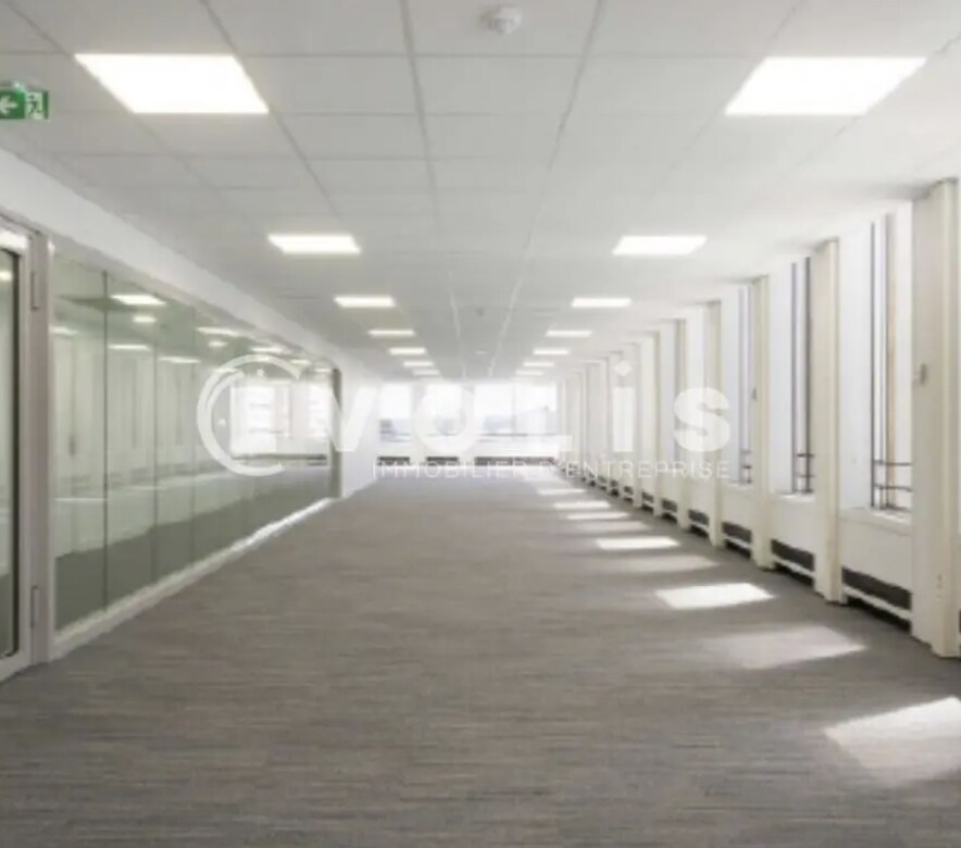 1 Place De La Pyramide, Puteaux for sale Building Photo- Image 1 of 14