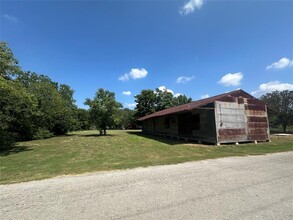 649 Fir ln, Lockhart, TX for sale Primary Photo- Image 1 of 15