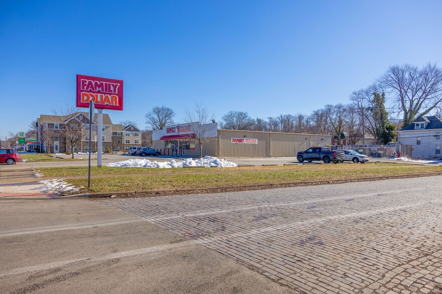 2101 8th Ave, Huntington, WV for sale - Building Photo - Image 3 of 5