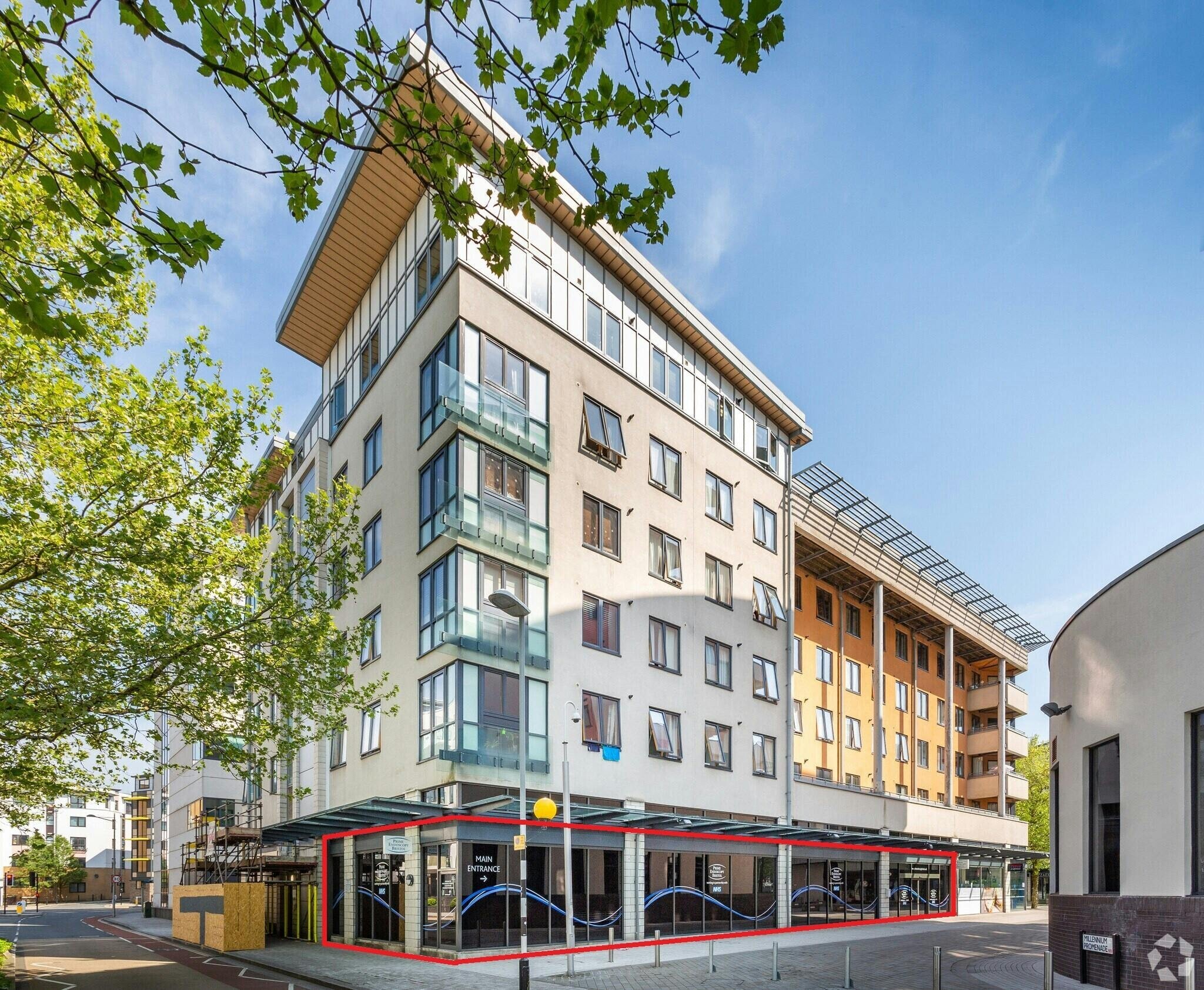 Canon's Way, Bristol to rent Building Photo- Image 1 of 8