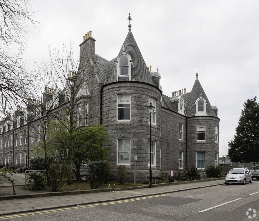 13 Albyn Ter, Aberdeen AB10 1YP UK