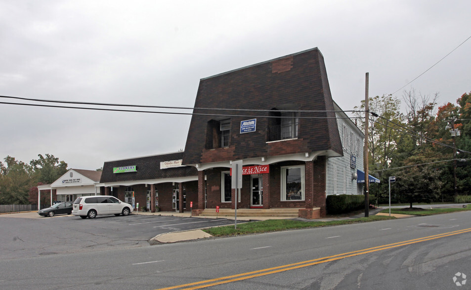 105-111 Washington Grove Ln, Gaithersburg, MD for sale - Primary Photo - Image 1 of 1