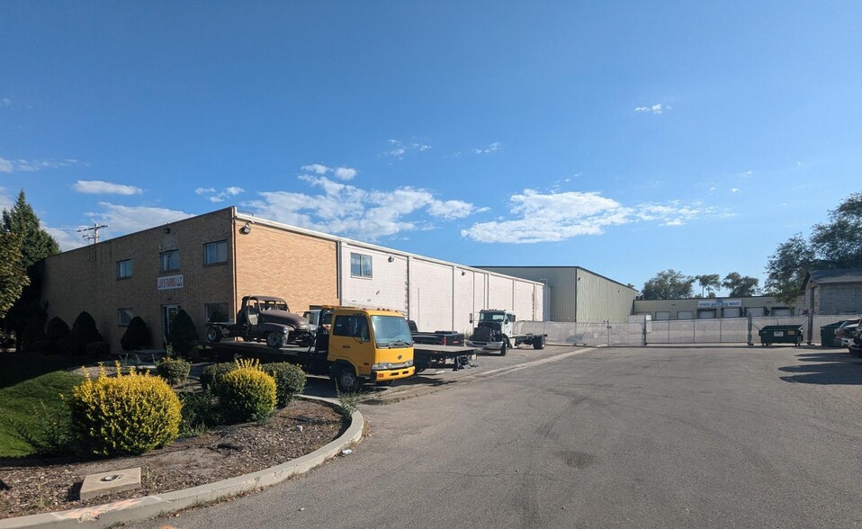 1333 W 7900 S, West Jordan, UT for sale - Building Photo - Image 1 of 4