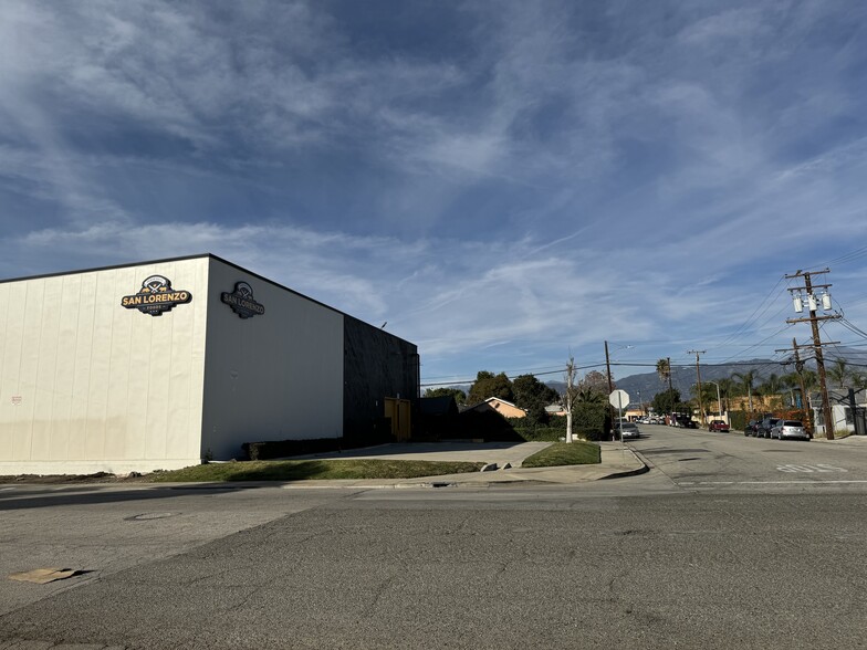 204 Loranne Ave, Pomona, CA for sale - Building Photo - Image 3 of 12