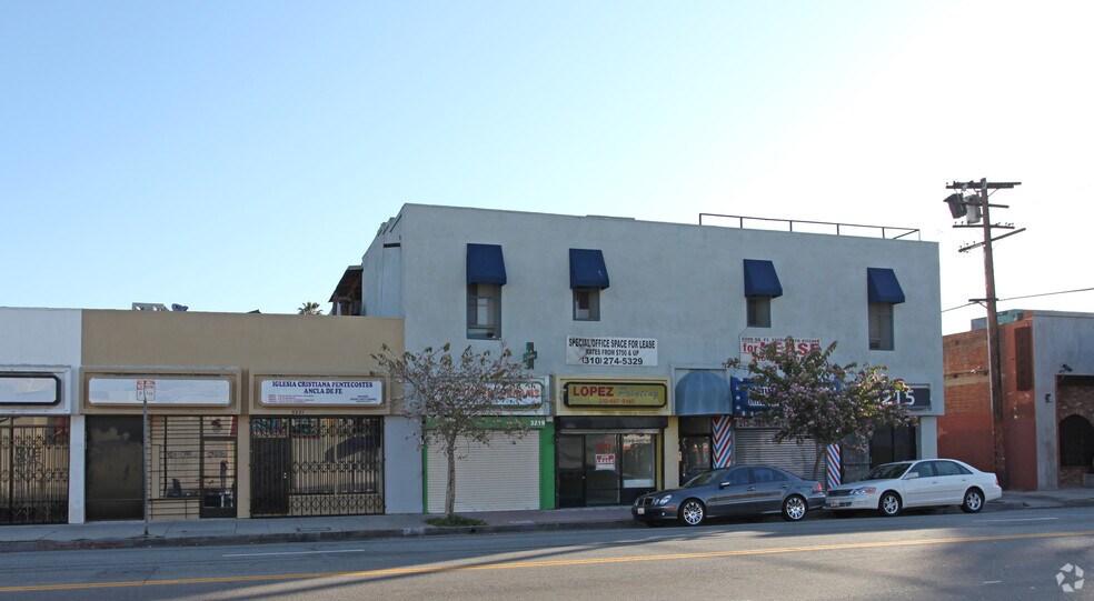 3215 Beverly Blvd, Los Angeles, CA for rent - Primary Photo - Image 1 of 3