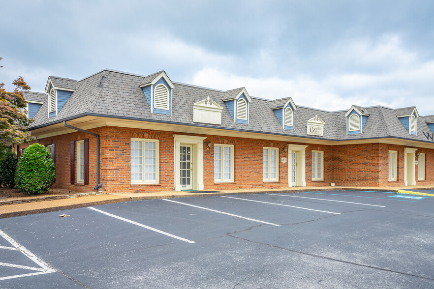 5811 Lee Hwy, Chattanooga, TN for rent - Building Photo - Image 2 of 25