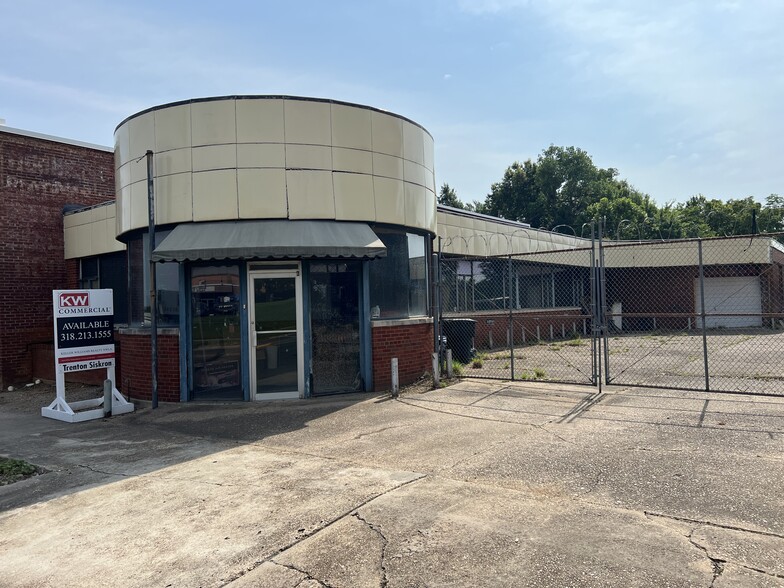 1217 Texas Ave, Shreveport, LA for rent - Building Photo - Image 1 of 1