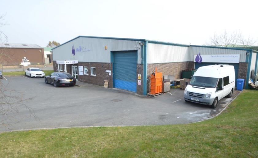 Arterial Rd, Bideford for sale Primary Photo- Image 1 of 1