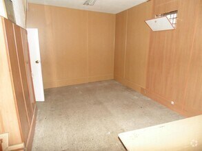 Retail in Ávila, Ávila to rent Interior Photo- Image 2 of 9