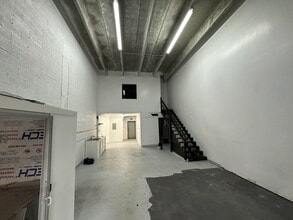 4331 N Dixie Hwy, Boca Raton, FL to rent Interior Photo- Image 1 of 2