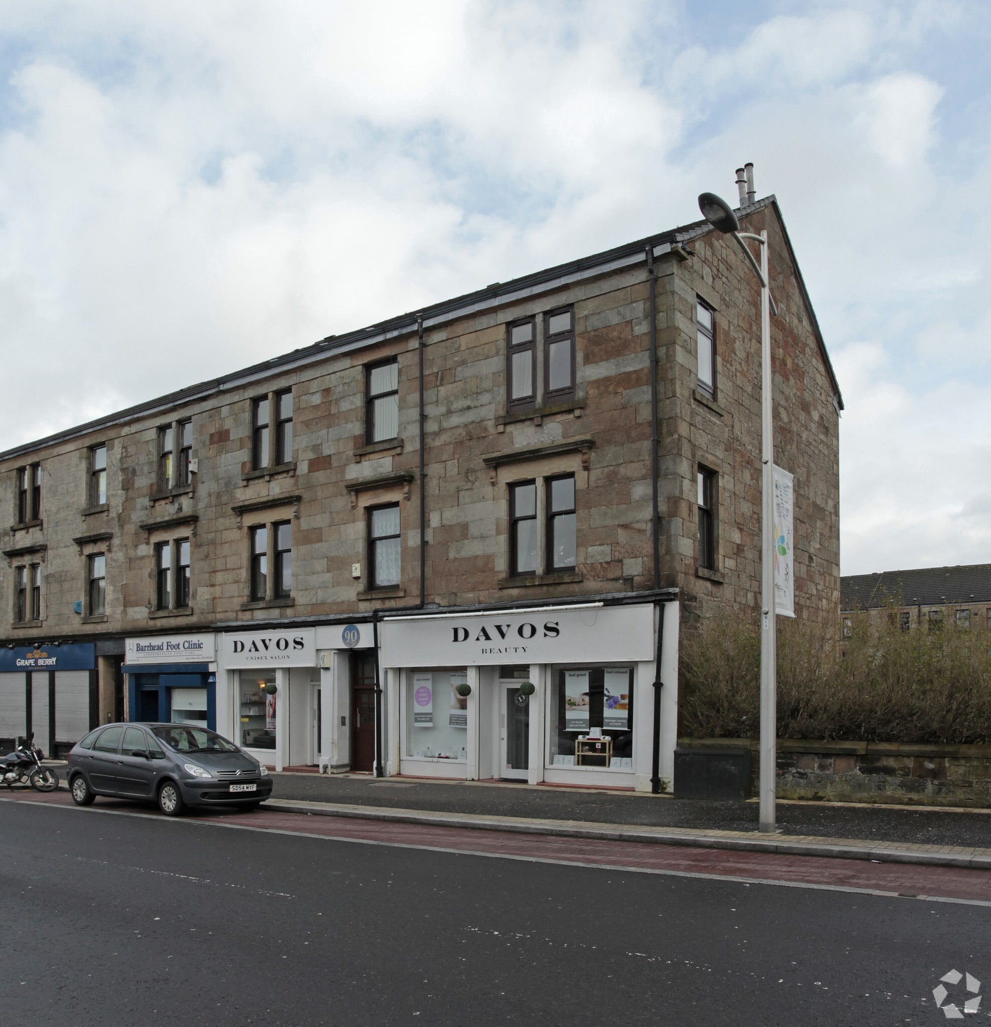 88-92 Cross Arthurlie St, Barrhead for sale Primary Photo- Image 1 of 1