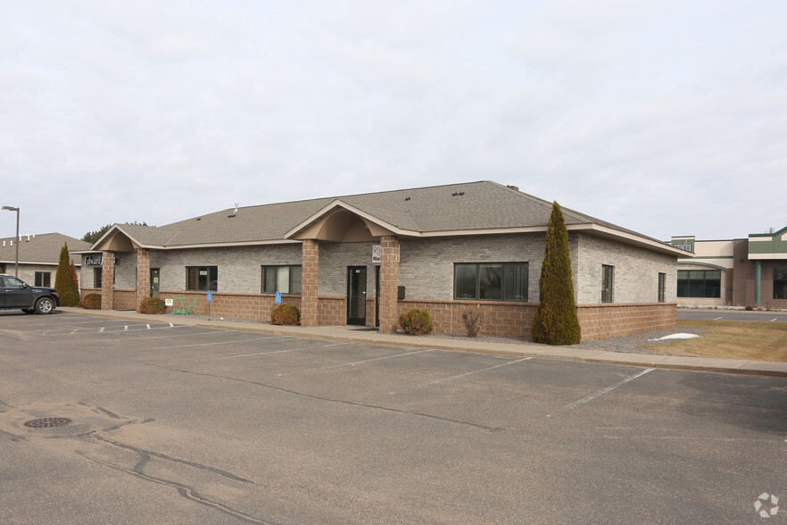 2 Enterprise Ave NE, Isanti, MN for rent - Primary Photo - Image 3 of 4