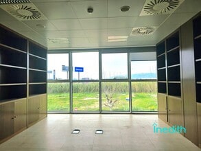Office in El Prat de Llobregat, Barcelona to rent Interior Photo- Image 1 of 6
