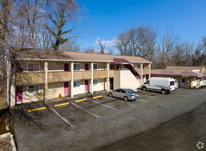 5909 SW Crain Hwy, Upper Marlboro, MD for sale - Primary Photo - Image 1 of 1