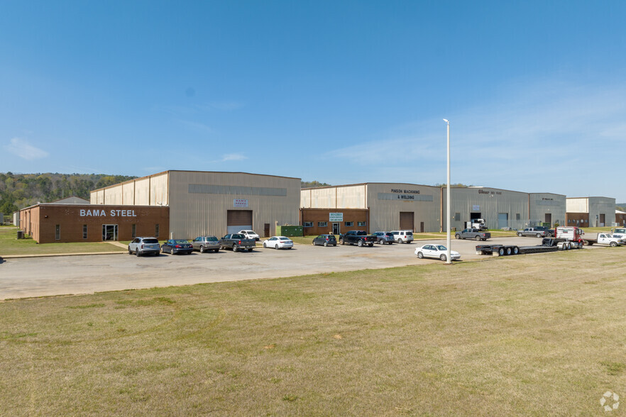 1 Gilmer Industrial Park, Birmingham, AL for sale - Building Photo - Image 2 of 4