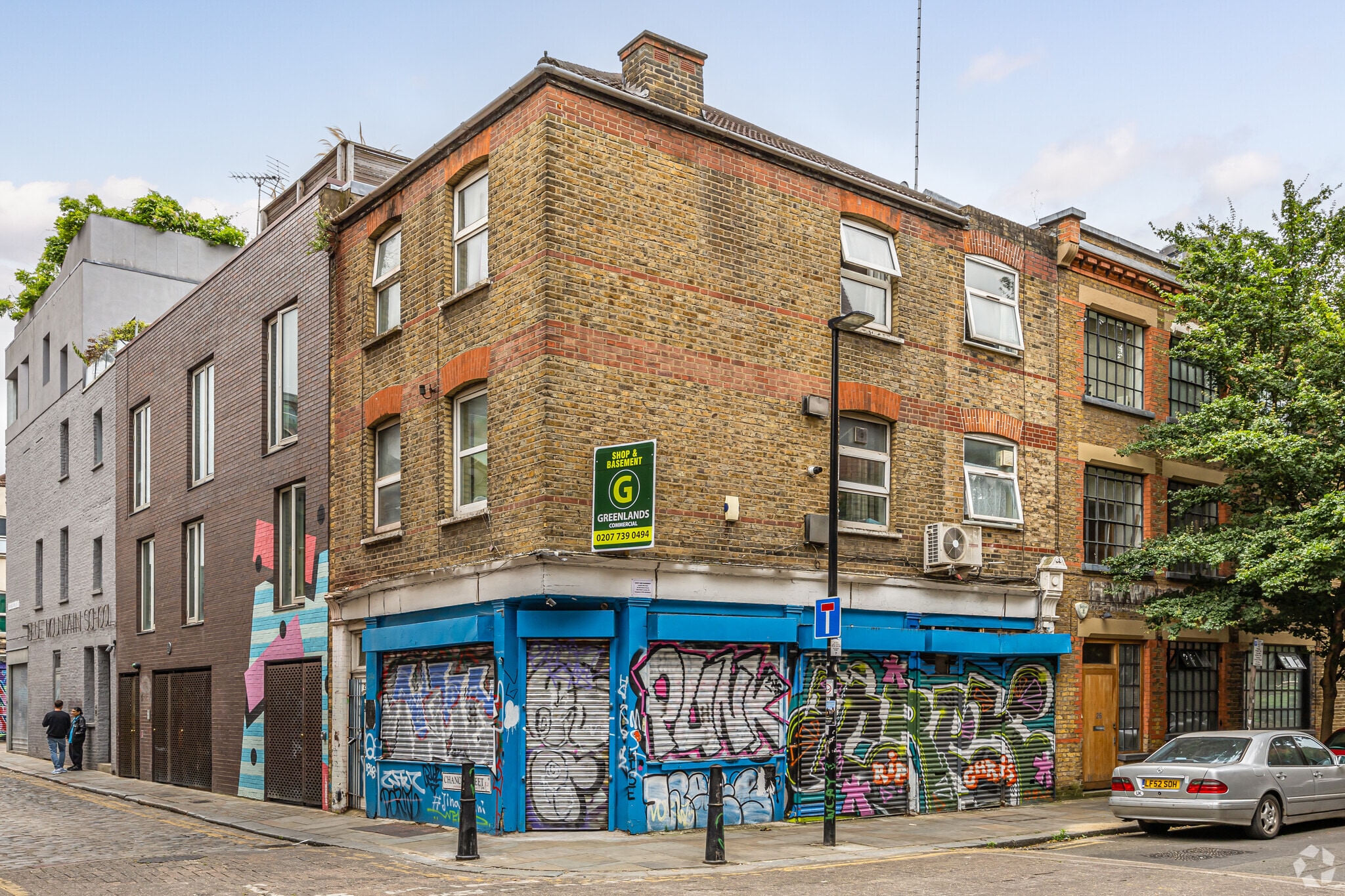25-25A Old Nichol St, London for sale Primary Photo- Image 1 of 1