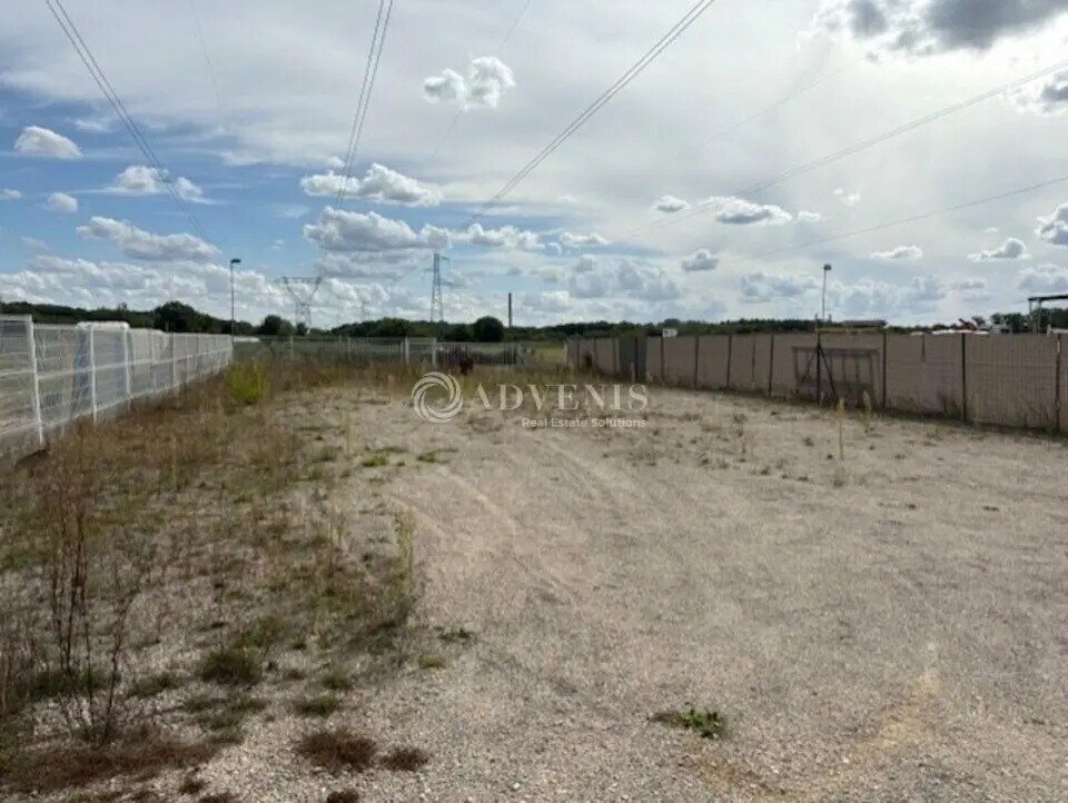 Land in Pruniers-en-Sologne to rent Building Photo- Image 1 of 3