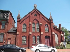 2037 Forbes Ave, Pittsburgh, PA for sale Building Photo- Image 1 of 1