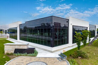 More details for 21 Performance Dr, Richmond Hill, ON - Light Industrial to Rent