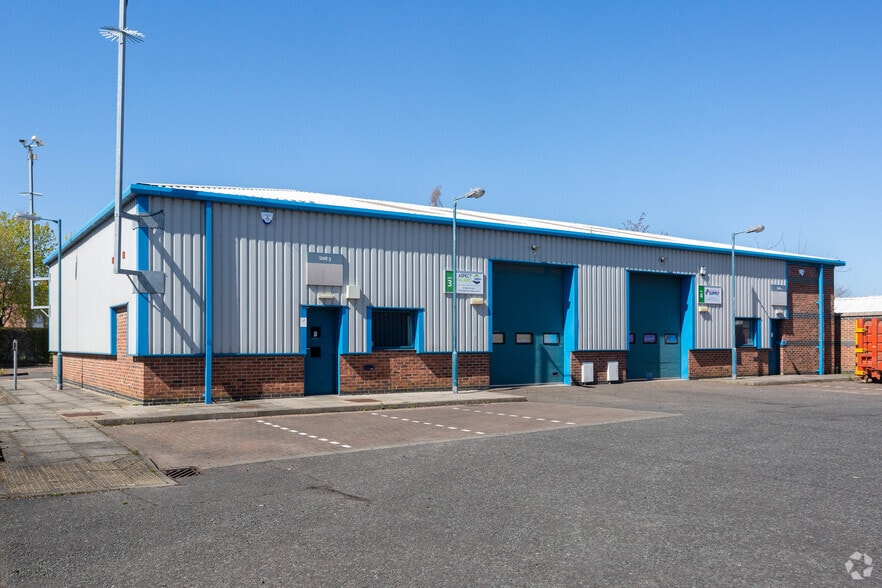 Dabble Duck Industrial Estate, Shildon to rent - Primary Photo - Image 1 of 2
